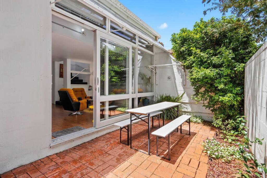 The Warbling Magpie Apartment Melbourne